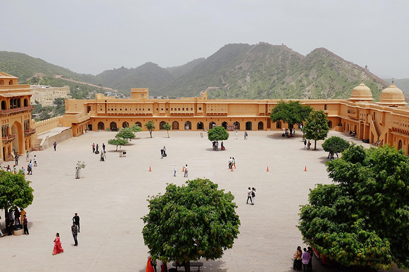 Jaleb Chowk